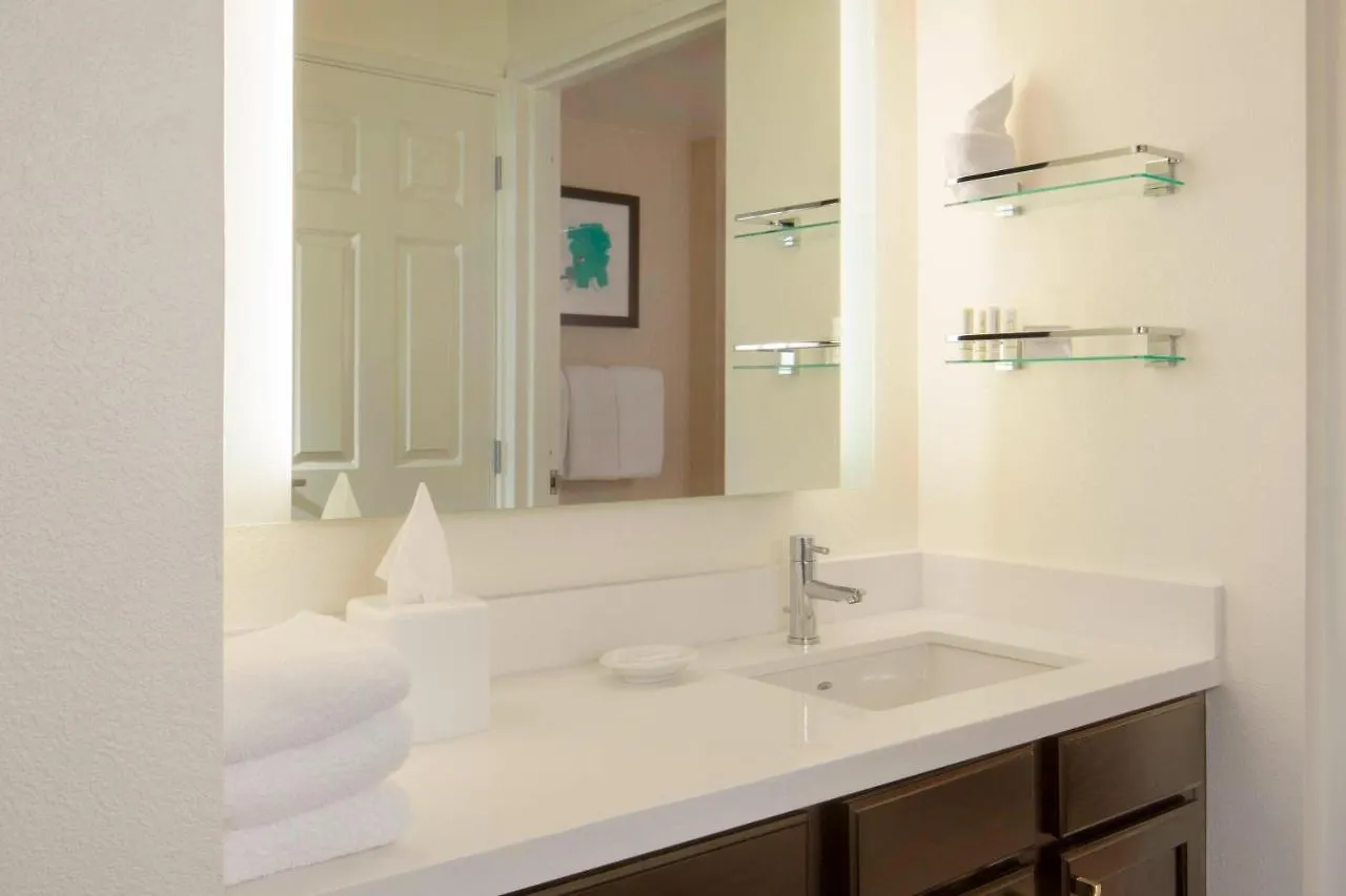 Residence Inn Tampa Downtown 3*,